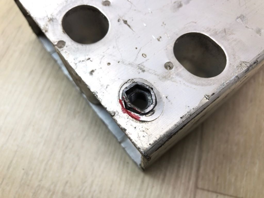 A 205 620 05 95 | Кронштейн усилителя переднего бампера лев. MERCEDES C-CLASS A205 16-21 - Фото 9