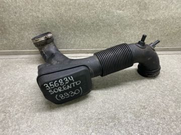 патрубок повітряного фільтра KIA SORENTO UM 14-