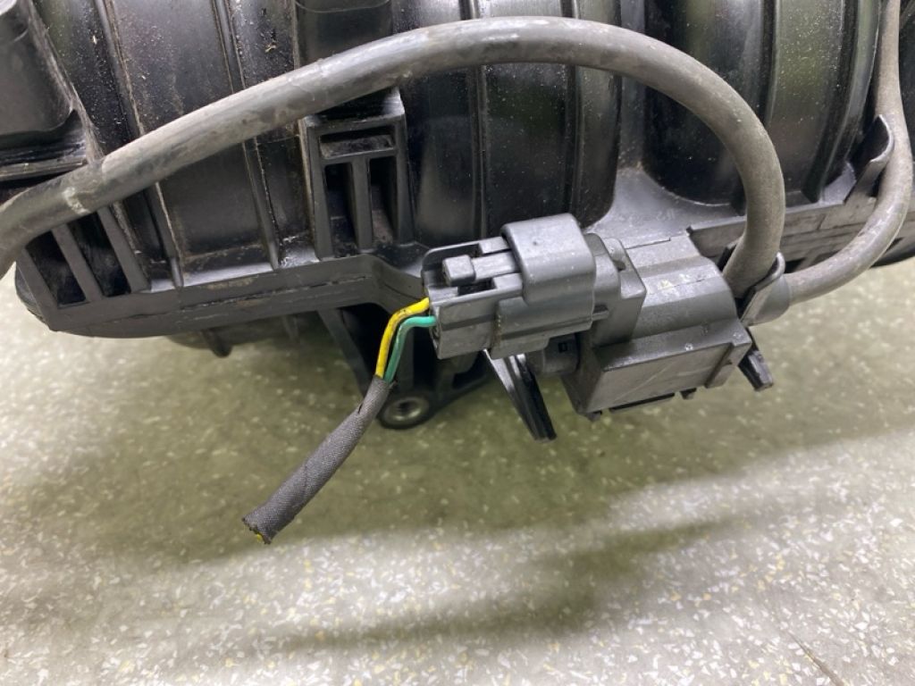 28310-2GGA0 | Колектор впускний KIA SORENTO UM 14- - Фото 11