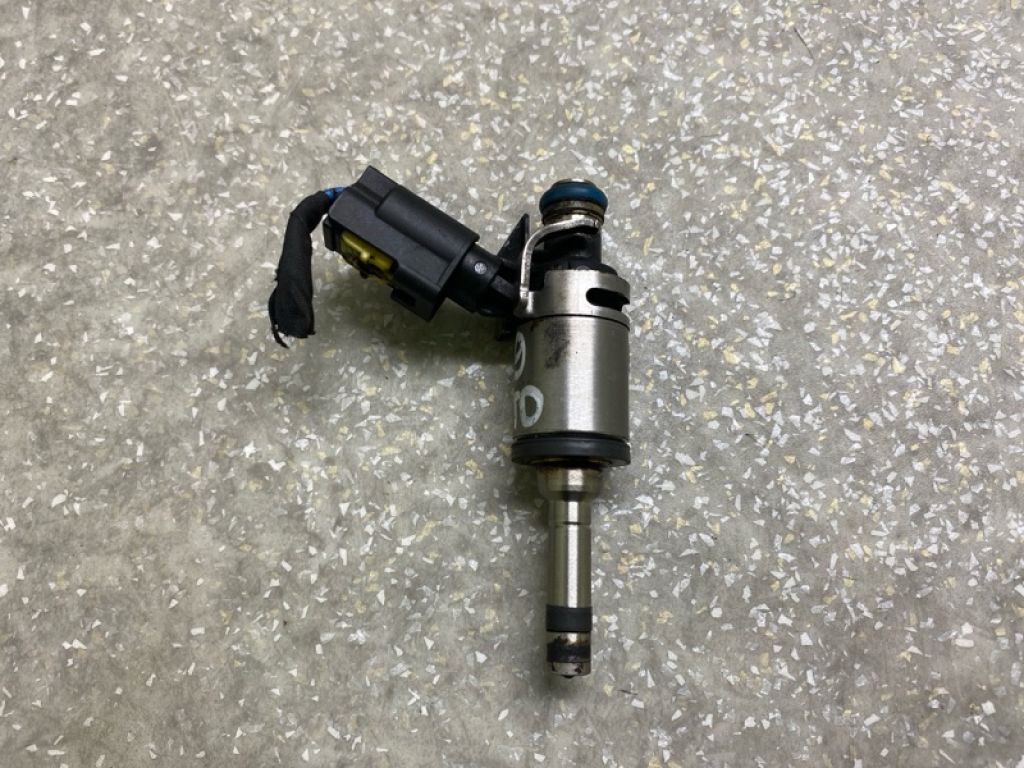 35310-2GGA1 | Форсунка топливная KIA SORENTO UM 14- - Фото 2