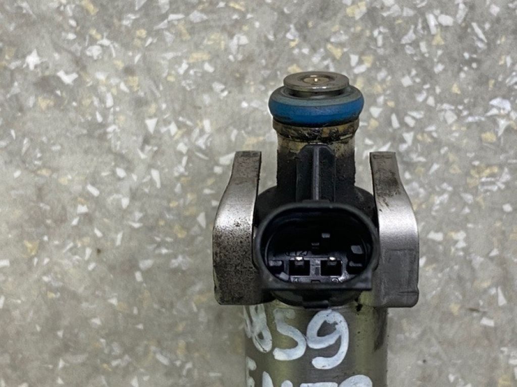 35310-2GGA1 | Форсунка топливная KIA SORENTO UM 14- - Фото 3