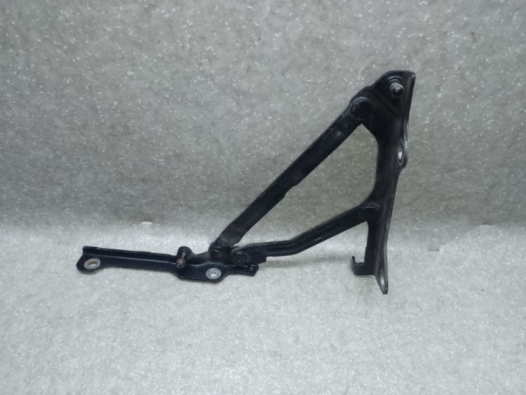 57520AL00A9P | Петля крышки багажника прав. SUBARU LEGACY BN 14-18