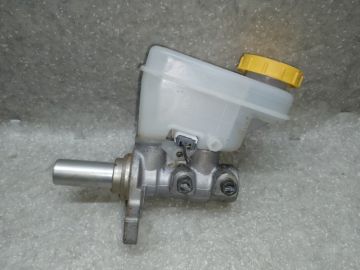 Головний гальмівний циліндр SUBARU LEGACY BN 14-18