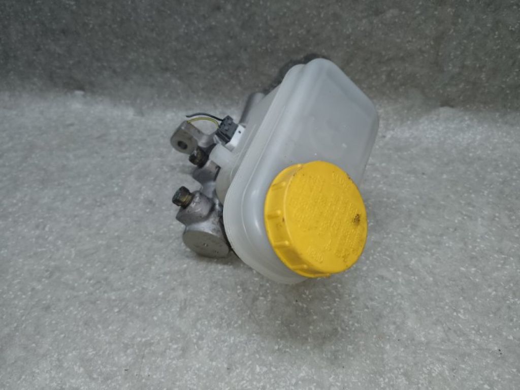 26449FJ011 | Головний гальмівний циліндр SUBARU LEGACY BN 14-18 - Фото 4