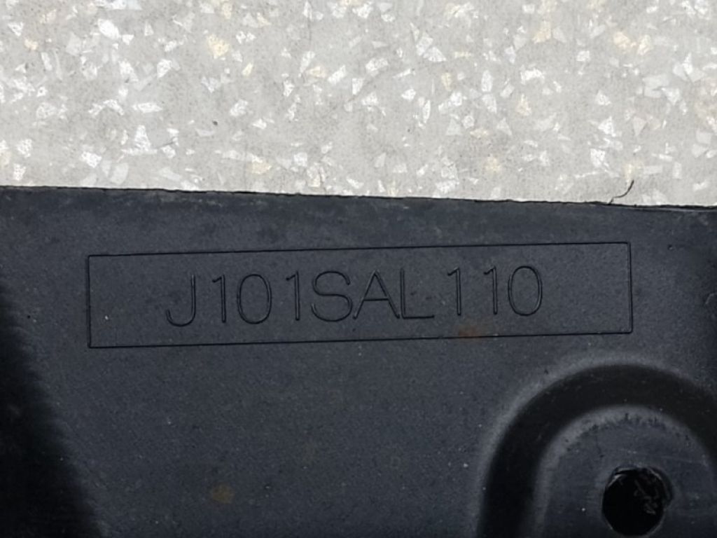 J101SAL110 | Бризговик передн. лів. SUBARU LEGACY BN 14-18 - Фото 3
