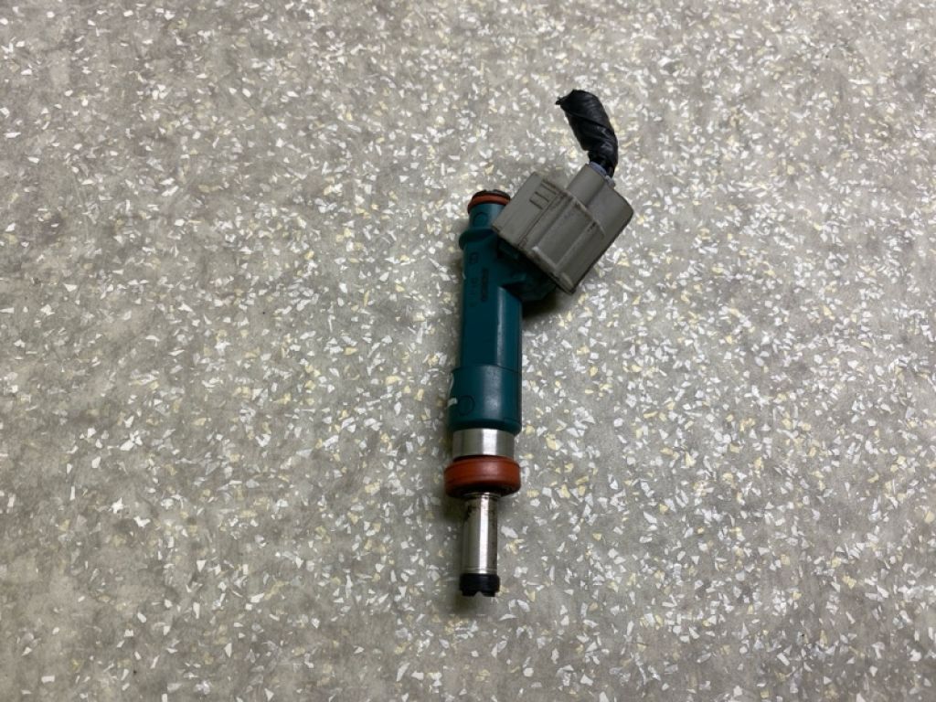 23209-39196 | Форсунка паливна LEXUS CT200 11-17 - Фото 2