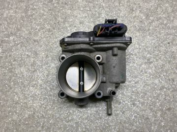 Дросельна заслінка LEXUS CT200 11-17