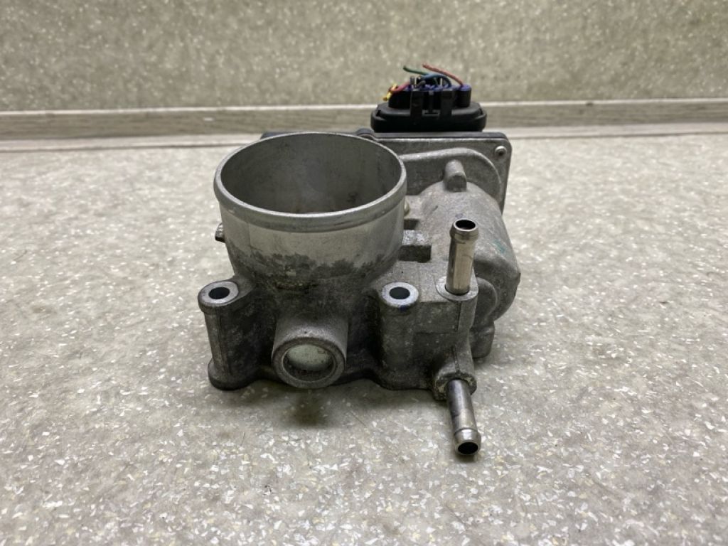 22030-37060 | Дросельна заслінка LEXUS CT200 11-17 - Фото 3