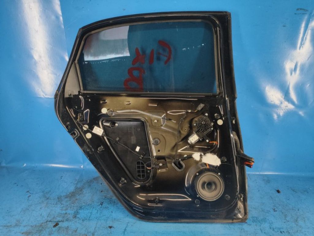 561 833 055 C | Двері задн. лів. VOLKSWAGEN PASSAT B8 14- - Фото 5