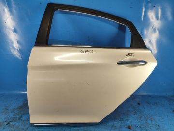 Двері задн. лів. HYUNDAI SONATA YF 10-14