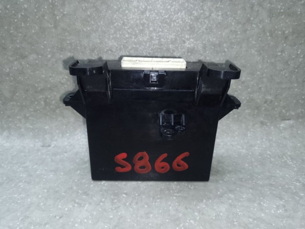 72343AL22A | Блок керування піччю SUBARU LEGACY BN 14-18 - Фото 2