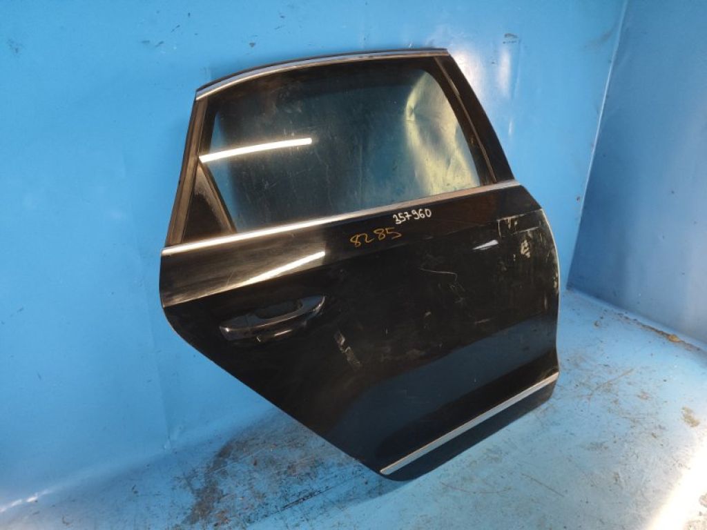 561 833 056 C | Двері задн. прав. VOLKSWAGEN PASSAT B8 14- - Фото 3