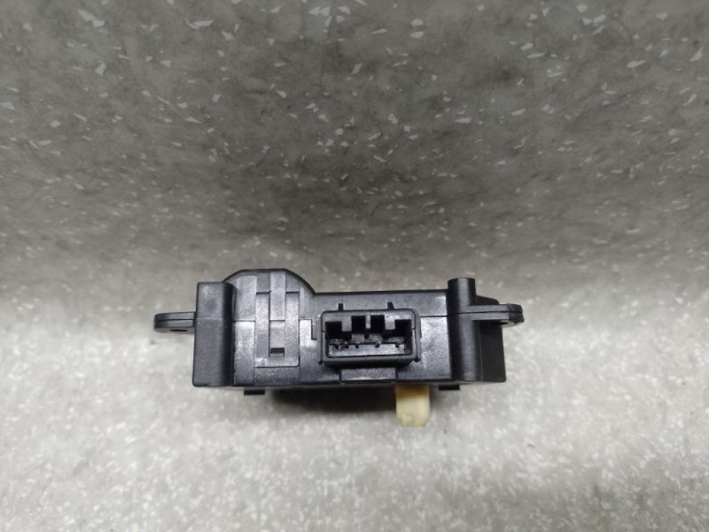 72131AJ14A | Моторчик заслонки печки SUBARU LEGACY BN 14-18 - Фото 3