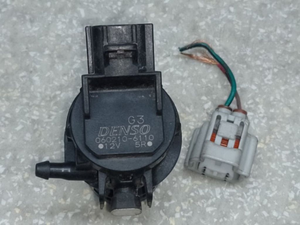 86611AL12A | Насос омывателя стекла передн. SUBARU LEGACY BN 14-18 - Фото 3