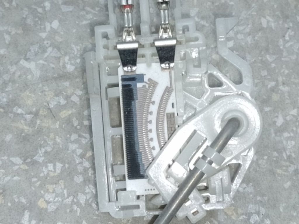 42081AL00A | Датчик рівня палива SUBARU LEGACY BN 14-18 - Фото 3