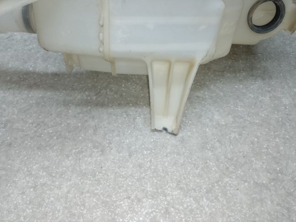 85315-42280 | Бачок омивача TOYOTA RAV4 05-12 - Фото 6