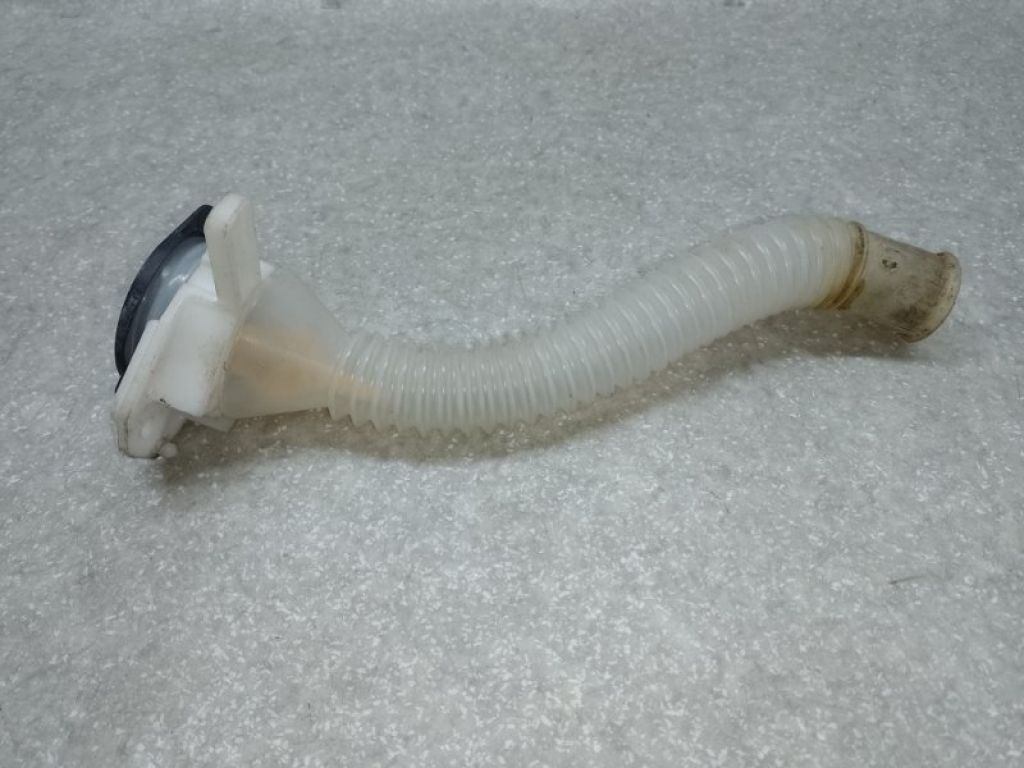 85319-42230 | Горловина бачка стеклоомывателя TOYOTA RAV4 05-12 - Фото 2