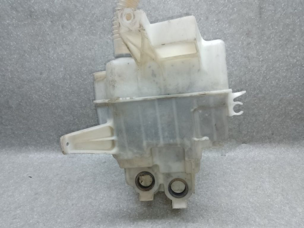 85315-42230 | Бачок омывателя TOYOTA RAV4 05-12 - Фото 4