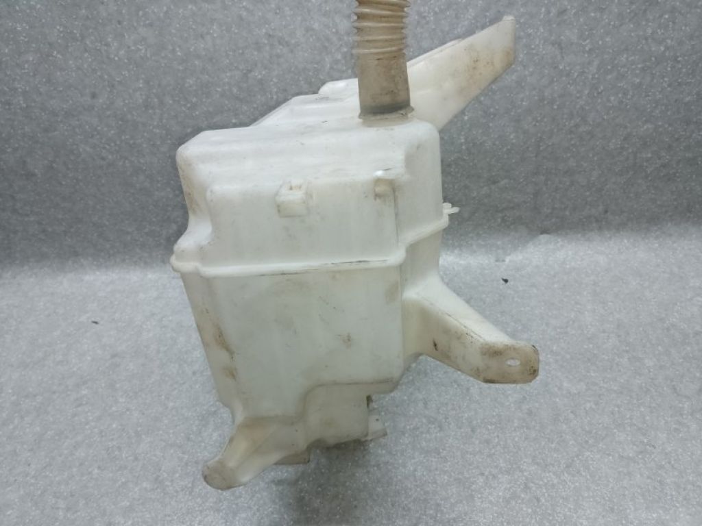85315-42280 | Бачок омивача TOYOTA RAV4 05-12 - Фото 4
