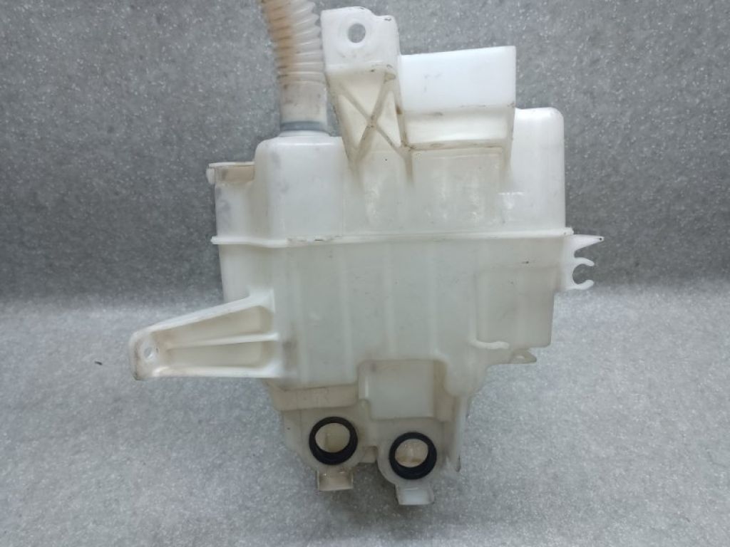 85315-42230 | Бачок омывателя TOYOTA RAV4 05-12 - Фото 4