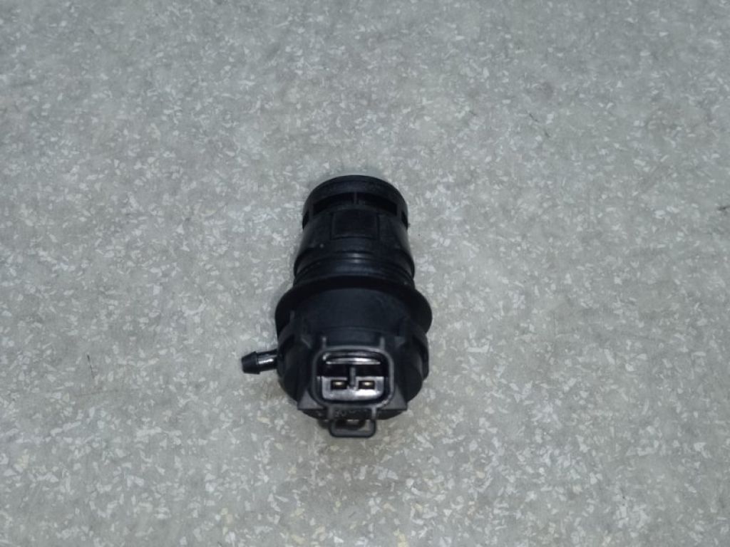 85330-60180 | Насос омивача скла задн. TOYOTA RAV4 05-12 - Фото 2