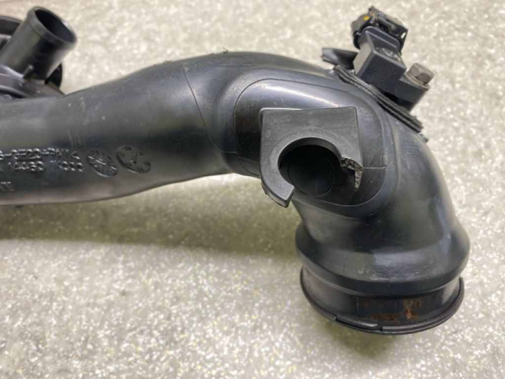 14460-1KC0C | Патрубок інтеркулера NISSAN JUKE 10-19 - Фото 4