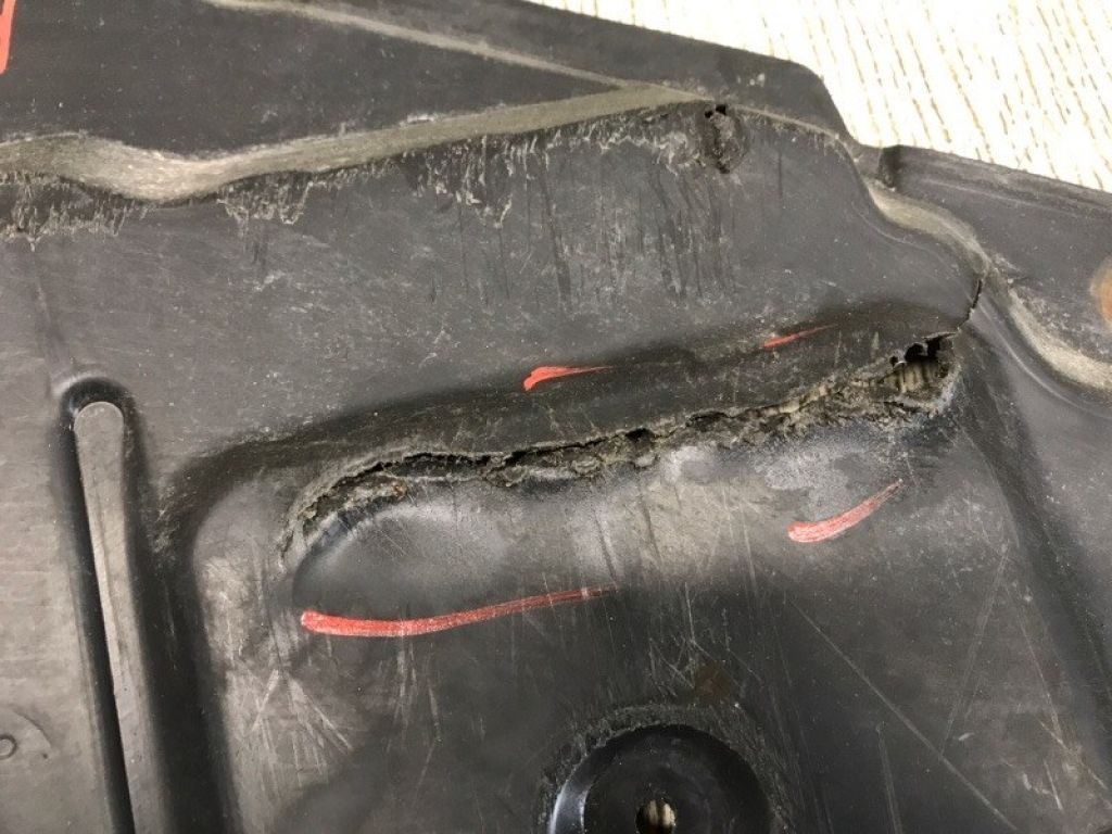 51442-33080 | Захист двигуна лів. TOYOTA CAMRY 40 06-11 - Фото 3