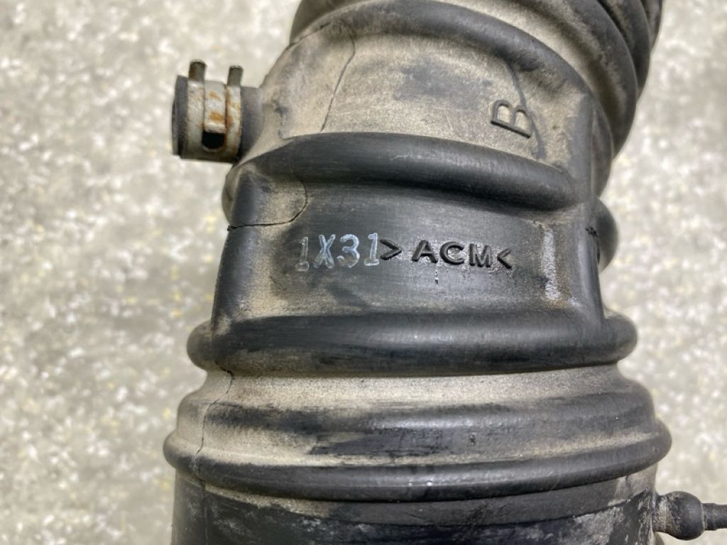 16576-1KC0A | патрубок повітряного фільтра NISSAN JUKE 10-19 - Фото 3