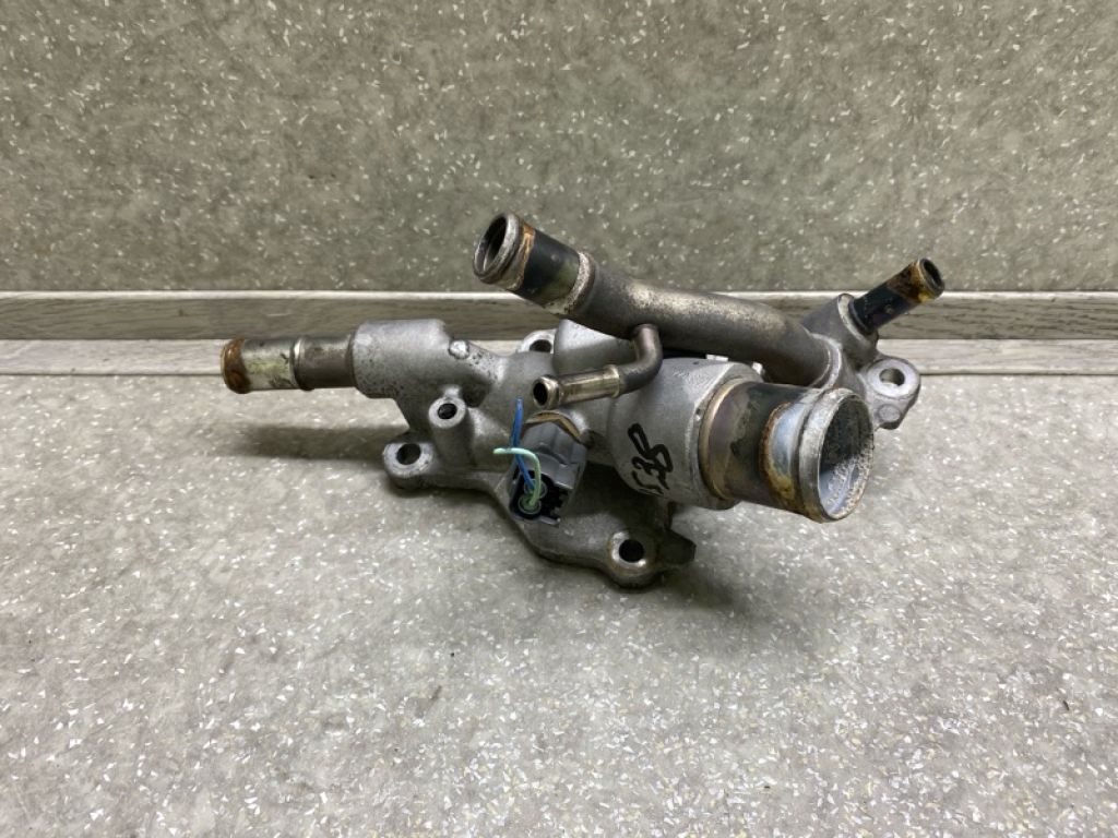 11060-1KC0A | Корпус термостату NISSAN JUKE 10-19 - Фото 2