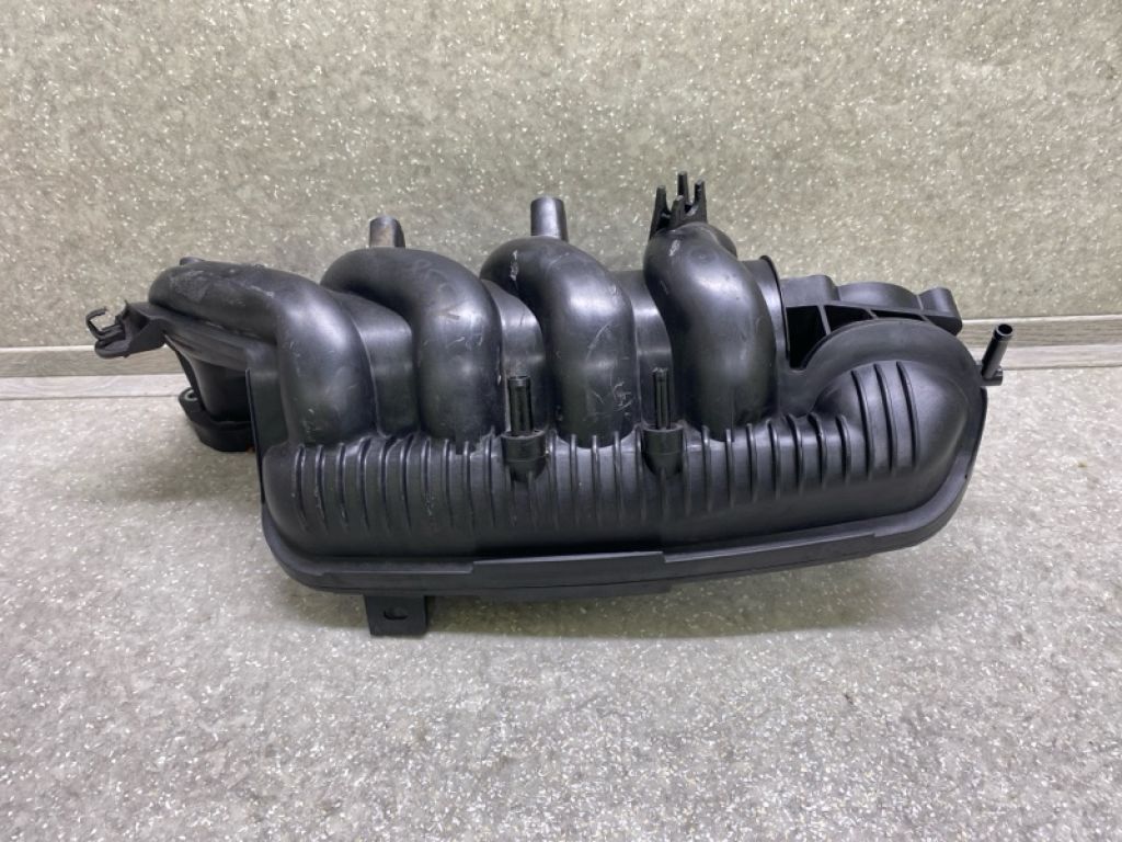 14001-1KC0A | Колектор впускний NISSAN JUKE 10-19 - Фото 4