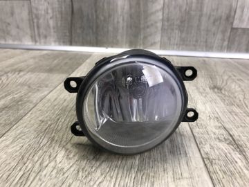 Протитуманна фара лів. TOYOTA TACOMA 05-15