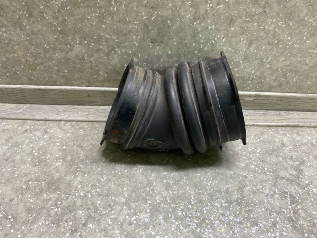 17882-37040 | патрубок повітряного фільтра TOYOTA PRIUS - 30 09-17