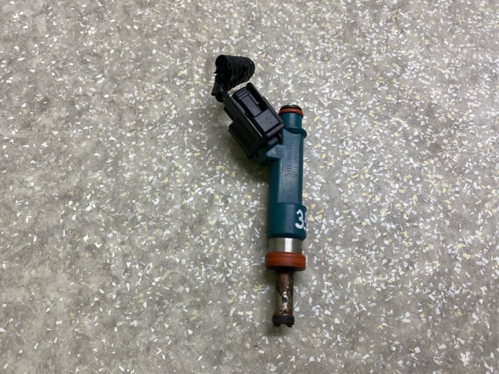 23209-39195 | Форсунка паливна TOYOTA PRIUS - 30 09-17 - Фото 2