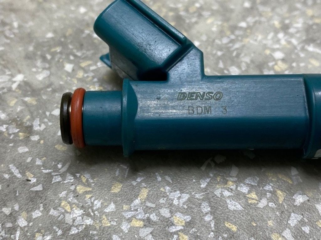 23209-39195 | Форсунка паливна TOYOTA PRIUS - 30 09-17 - Фото 3