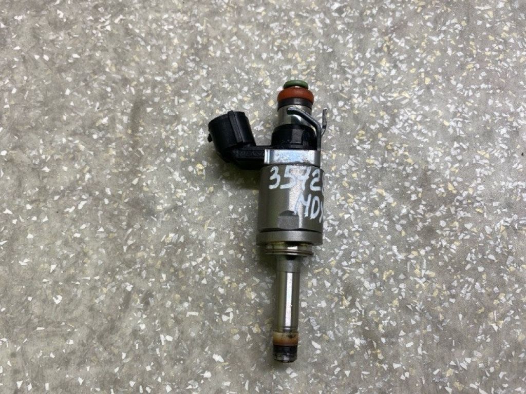 16010-R9P-305 | Форсунка паливна ACURA MDX (YD3) 13-21