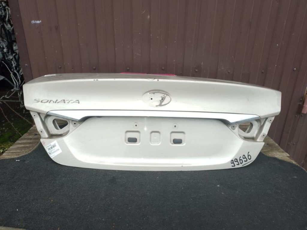 69200-3Q000 | Кришка багажника HYUNDAI SONATA YF 10-14
