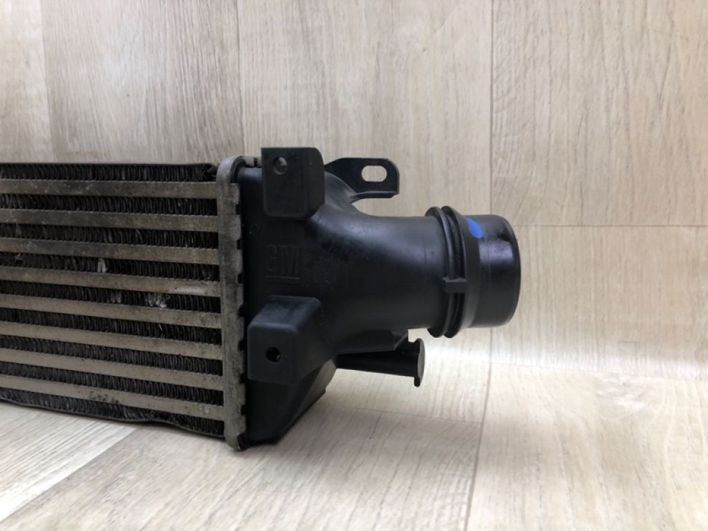 95199556 | Радіатор інтеркулера CHEVROLET SONIC 11-16 - Фото 3