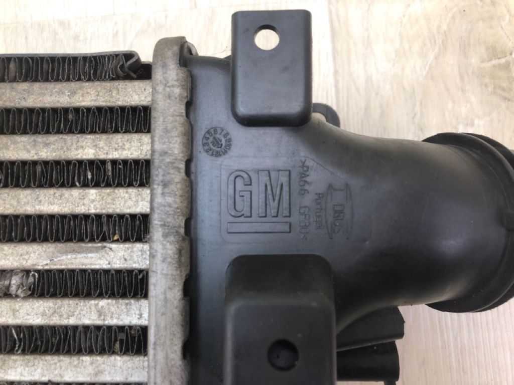 95199556 | Радіатор інтеркулера CHEVROLET SONIC 11-16 - Фото 9