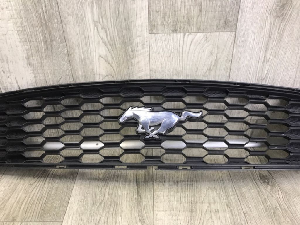 FR3Z-8200-AA | Решітка радіатора FORD MUSTANG 15- - Фото 3