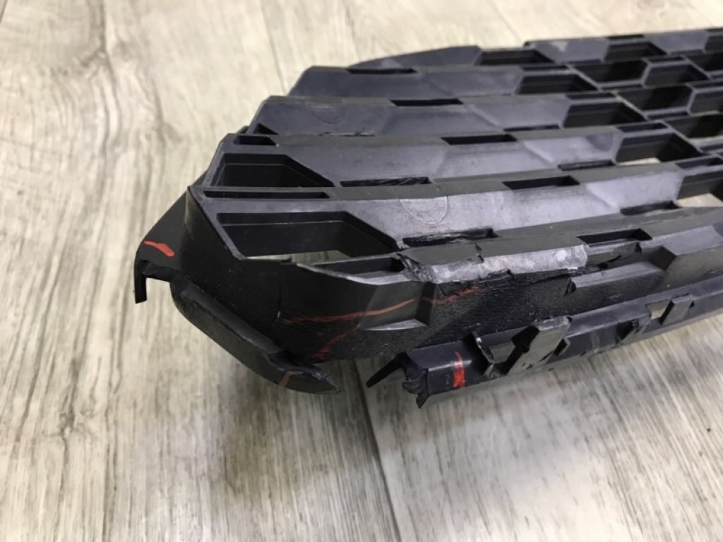 FR3Z-8200-AA | Решітка радіатора FORD MUSTANG 15- - Фото 10