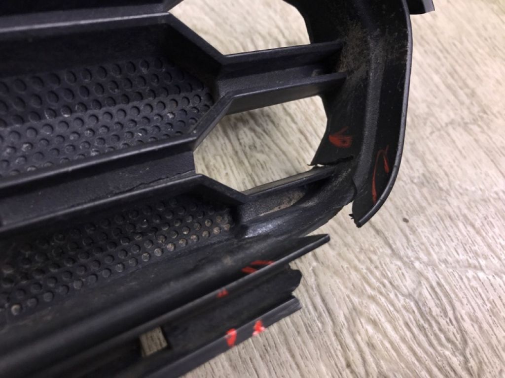 FR3Z-8200-AA | Решітка радіатора FORD MUSTANG 15- - Фото 11