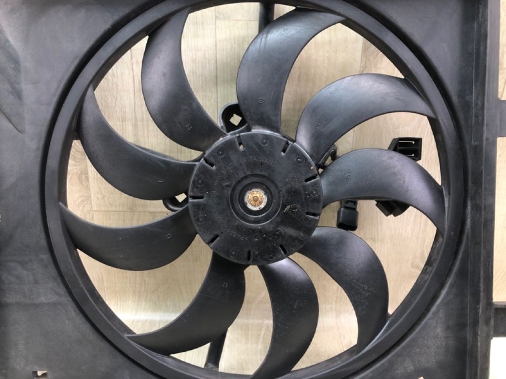 214813AB3A | Дифузор вентилятора основного радіатора NISSAN VERSA B17 11-19 - Фото 4