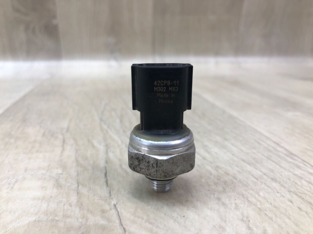 92136EL00A | Датчик тиску кондиціонера NISSAN VERSA B17 11-19 - Фото 2