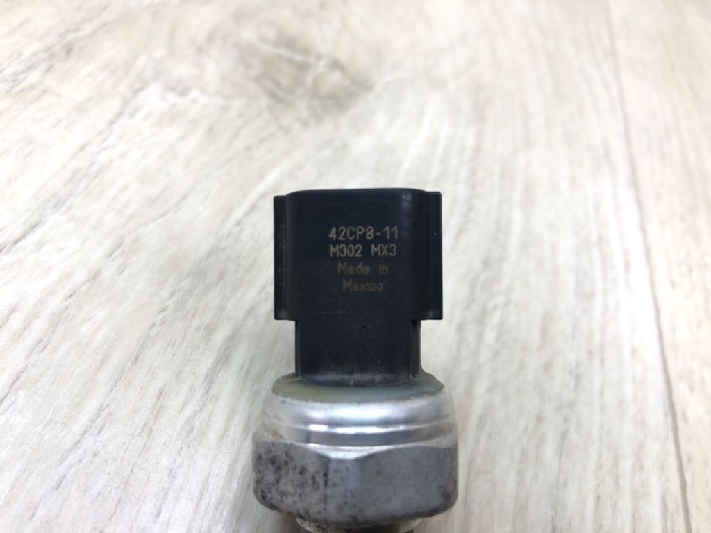 92136EL00A | Датчик тиску кондиціонера NISSAN VERSA B17 11-19 - Фото 6