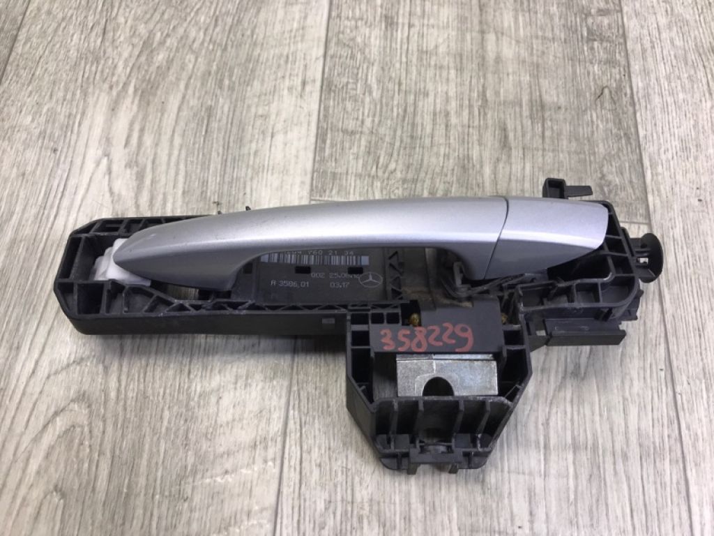 A 204 760 01 70 9775 | Ручка двері зовнішня задн. лів. MERCEDES GL-CLASS X166 12-16