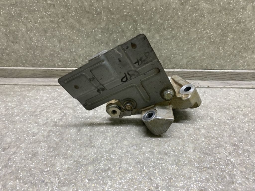 4450A021 | Кронштейн насоса ГУР MITSUBISHI OUTLANDER XL 05-13 - Фото 2