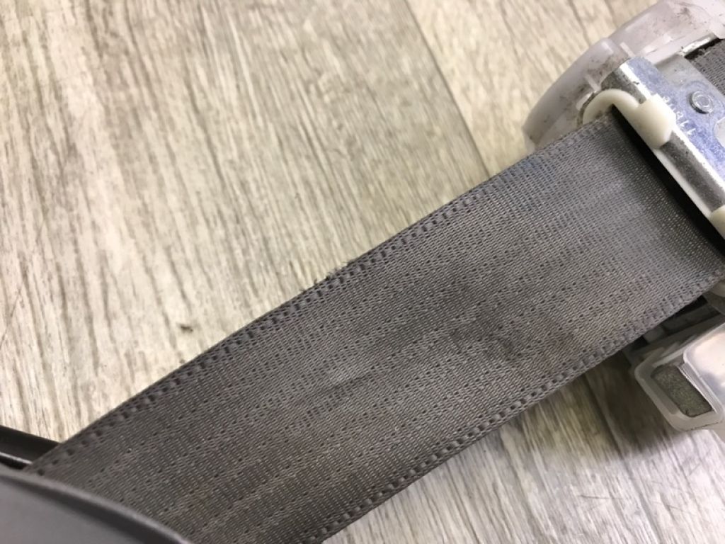 73370-04052-B0 | Ремінь безпеки задн. лів. TOYOTA TACOMA 05-15 - Фото 6