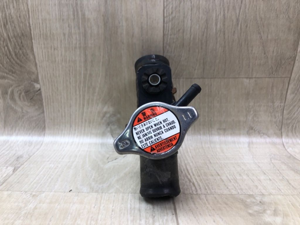 17910-65J00 | Горловина радіатора SUZUKI GRAND VITARA 05-15 - Фото 3