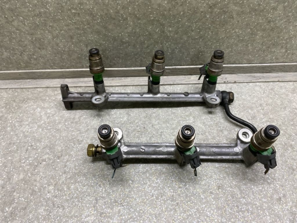 15710-67D00 | Форсунка паливна SUZUKI GRAND VITARA 98-05 - Фото 2