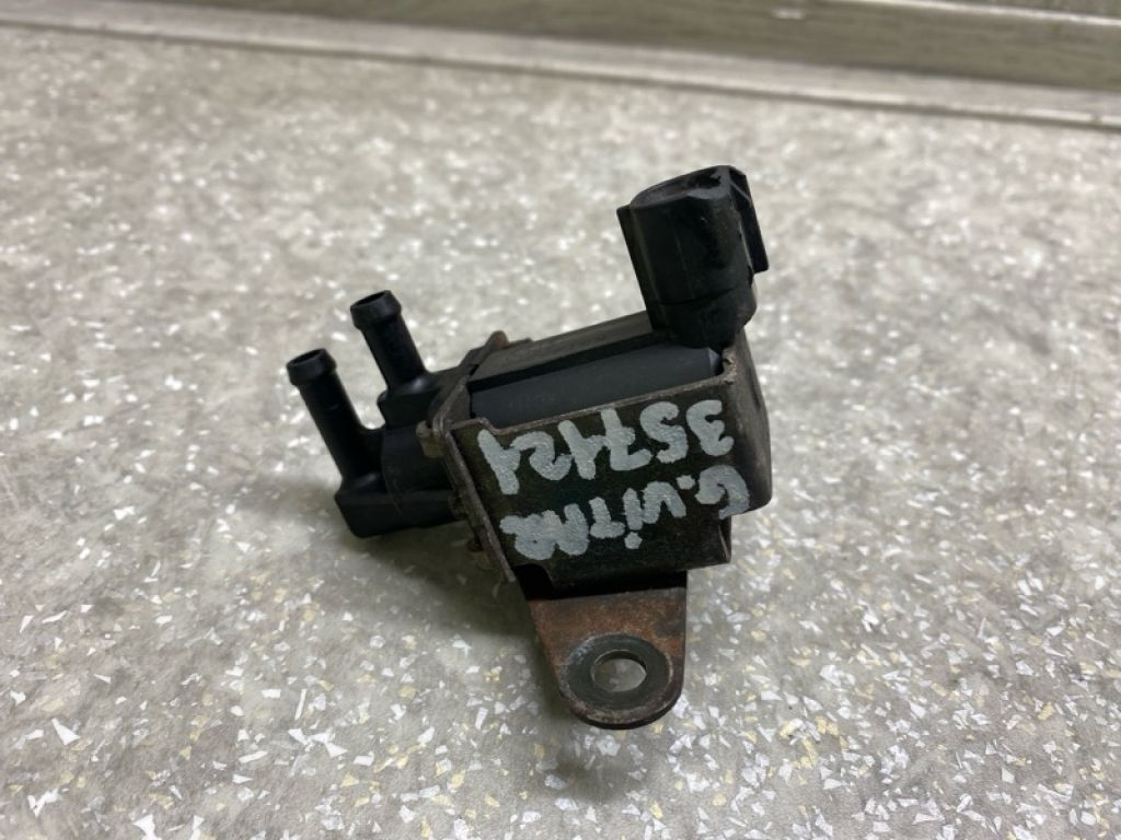 18117-65D00 | Клапан електромагнітний (вакуумний) SUZUKI GRAND VITARA 98-05